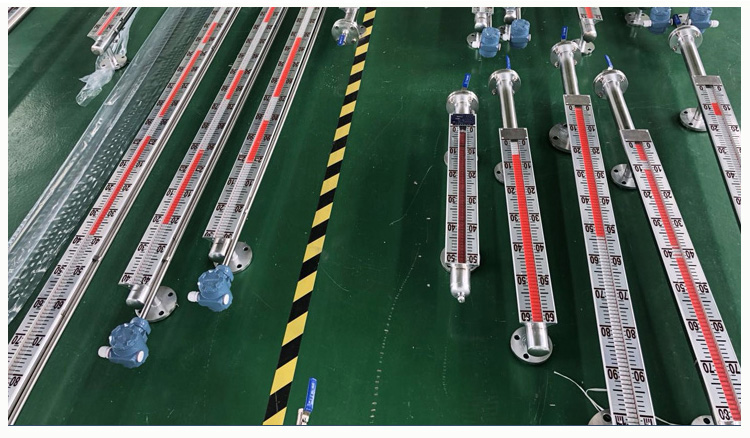 高溫磁性翻板液位計(jì)產(chǎn)品圖